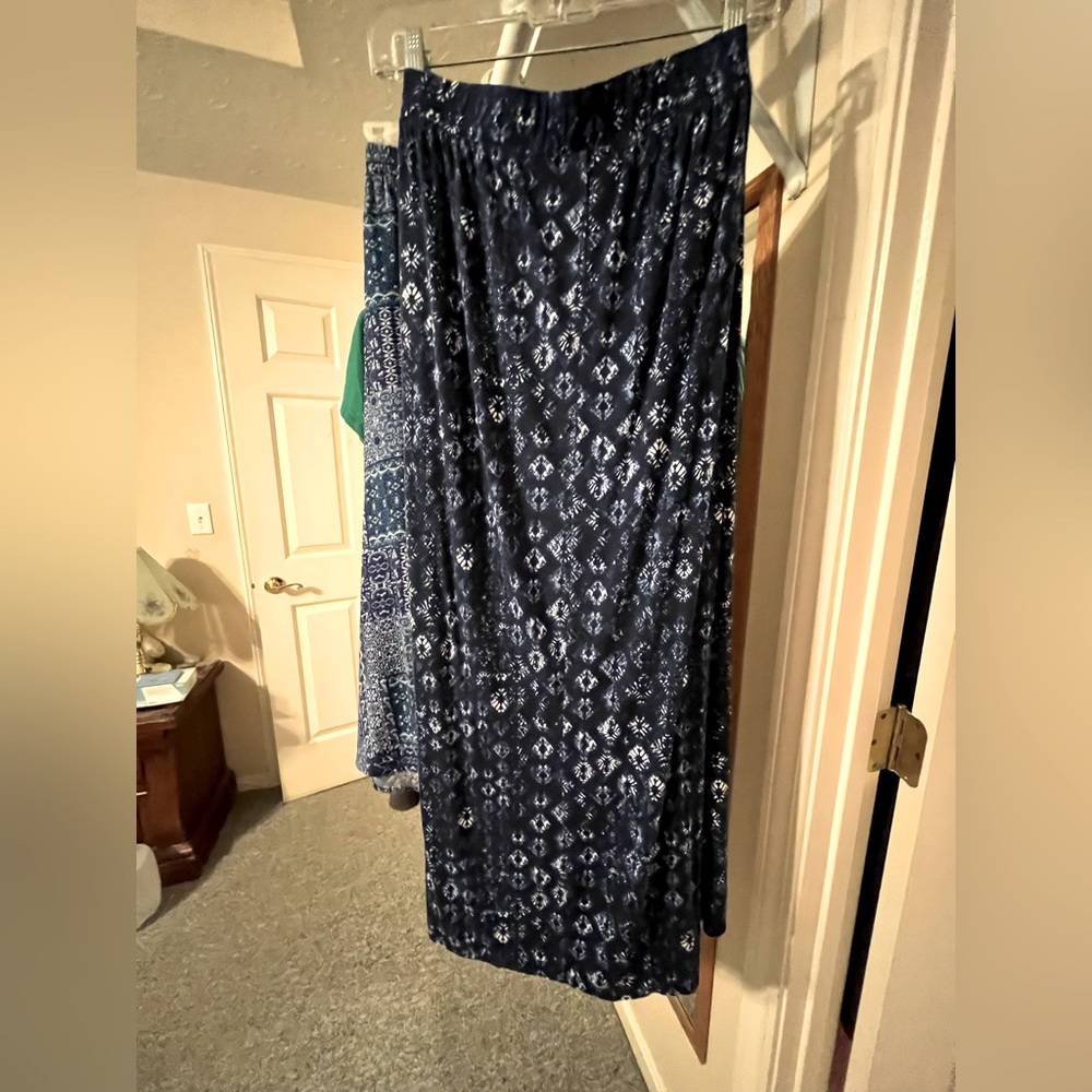 Women’s plus size skirt